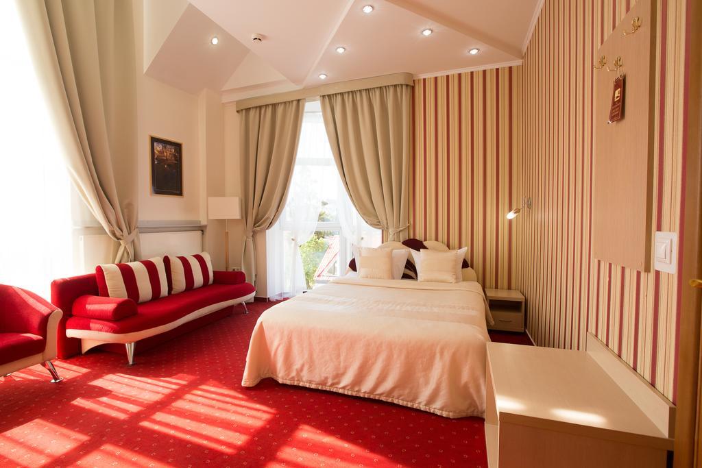 Semashko Hotel Hrodna Exterior foto