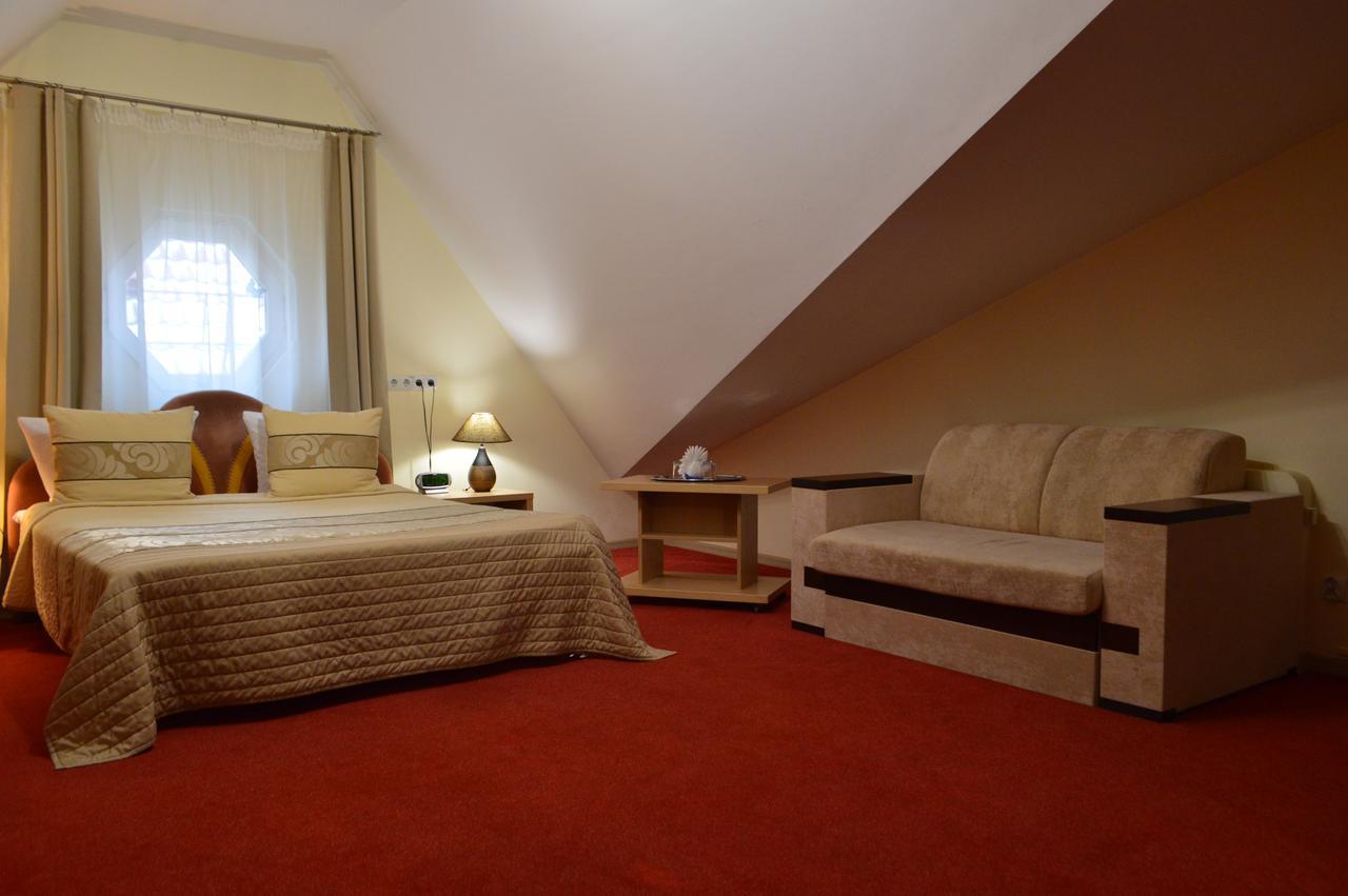 Semashko Hotel Hrodna Exterior foto